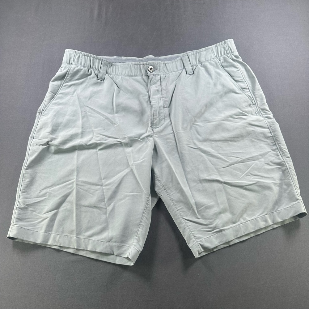 Under Armour Golf Short Men 42 Casual Gray Chino Flat Front Stretch Golf Heat